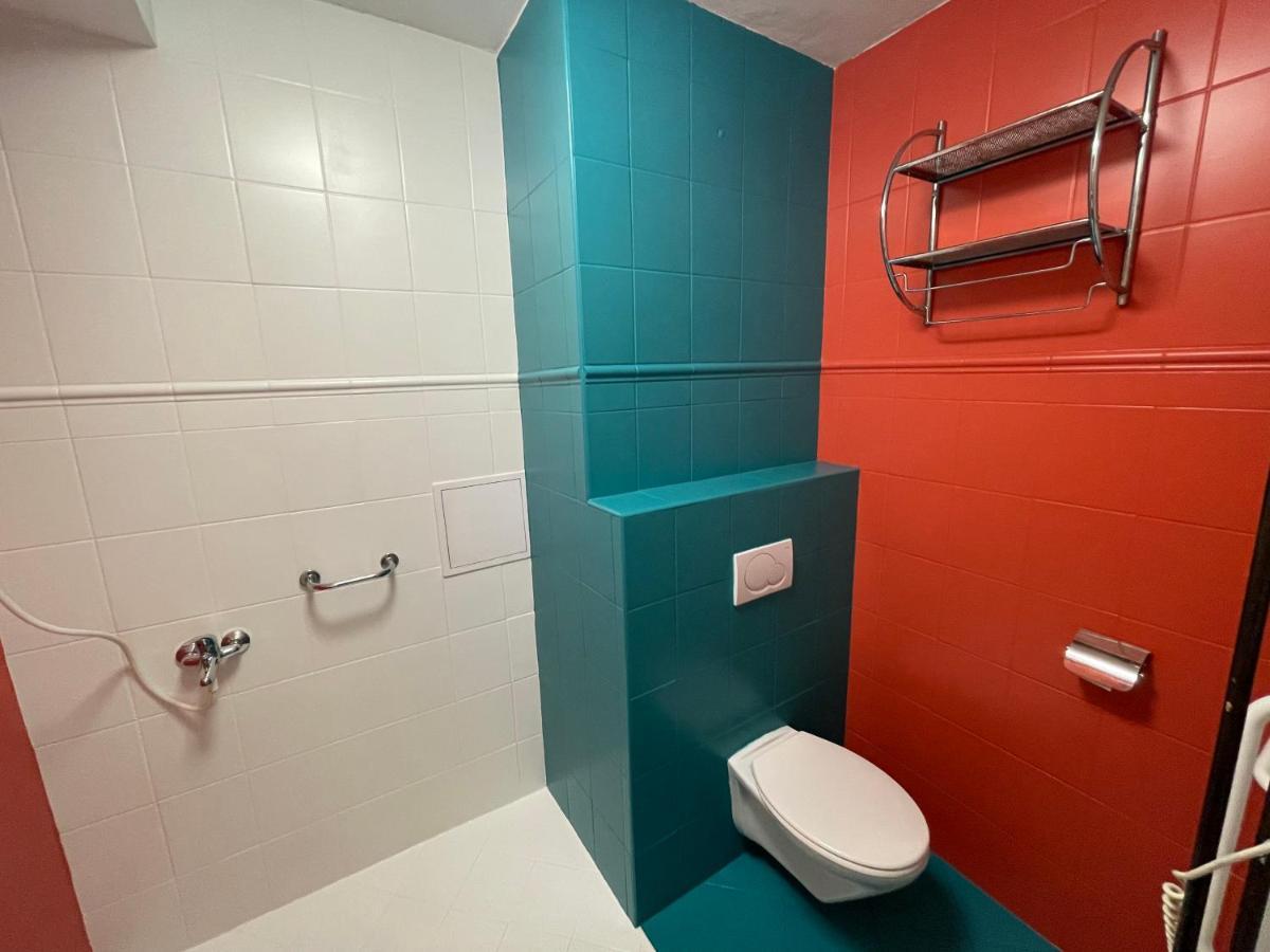 City Center 2 Bedroom A/C Apartment ブラチスラヴァ エクステリア 写真